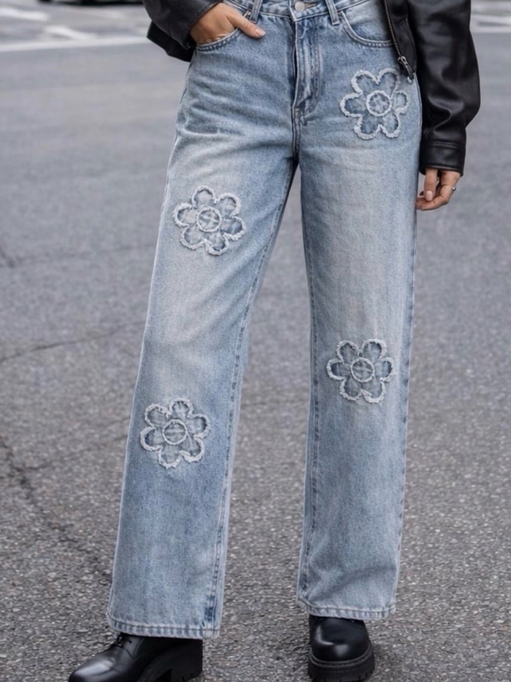 Sweethearts Los Angeles Flower Patchwork Light Wash Jeans Size 9/29